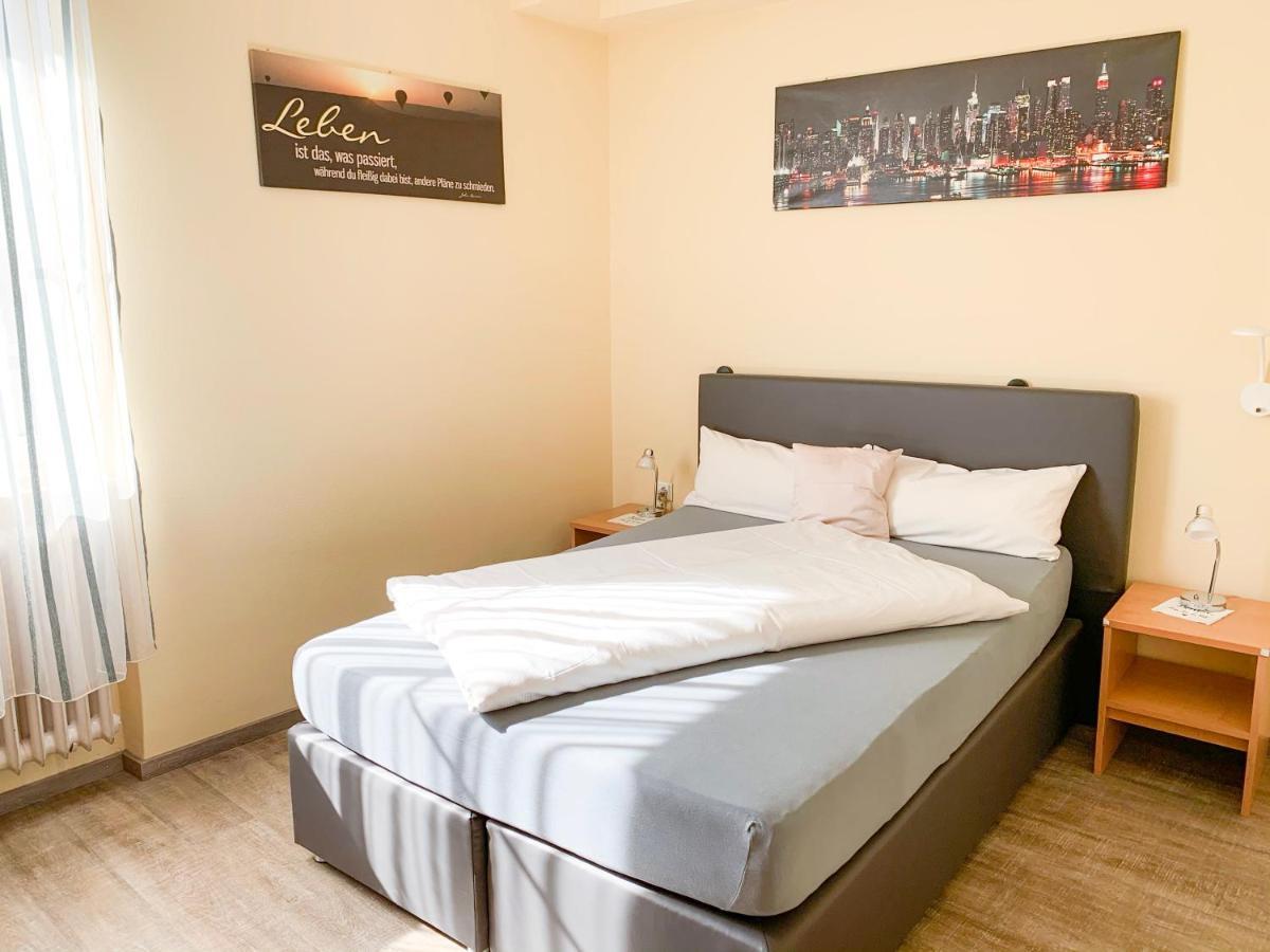 Hotel Post Mühlacker Kültér fotó