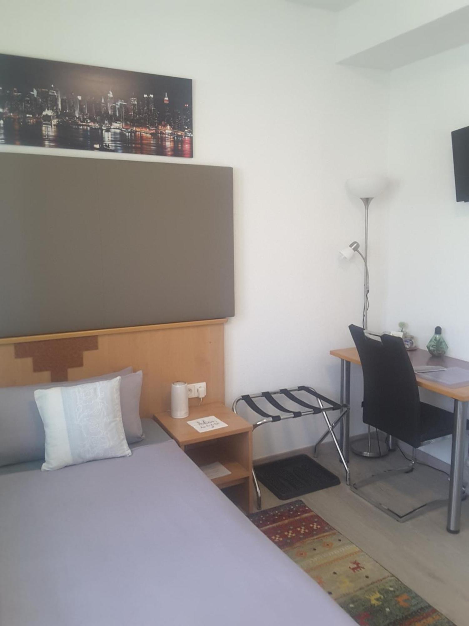 Hotel Post Mühlacker Kültér fotó